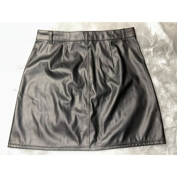 Wild Fable Women's 2 Black Faux Leather Mini Skirt Zip Front NWOT - Picture 4 of 12